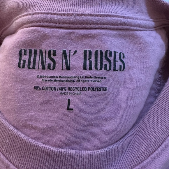Guns N' Roses Pink Crew Neck Graphic Sweatshirt - Size Large - Picture 3 of 3